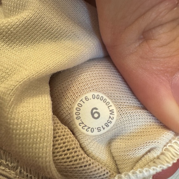 LULULEMON ENERGY SPORTS BRA PADDED - Picture 4 of 4